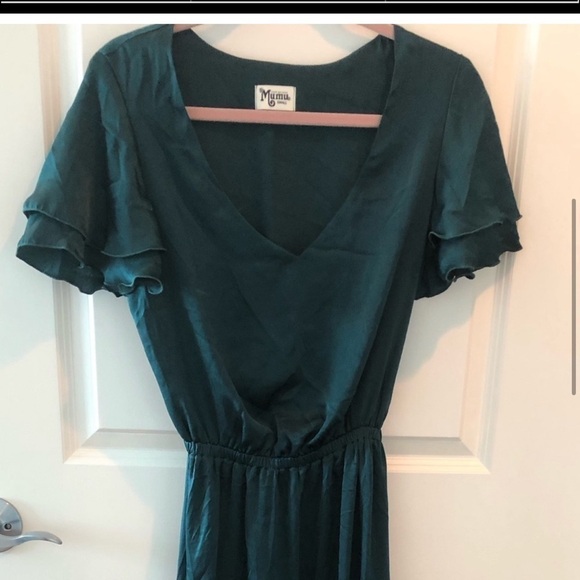 Show me Your Mumu Michelle Flutter Maxi Dress - Picture 5 of 14